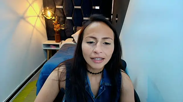 Chantal_fox__ Live XXX-Chat