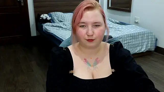 PlushyDevil 라이브 XXX 채팅