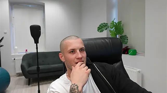 Živý XXX chat Igor_Wilde