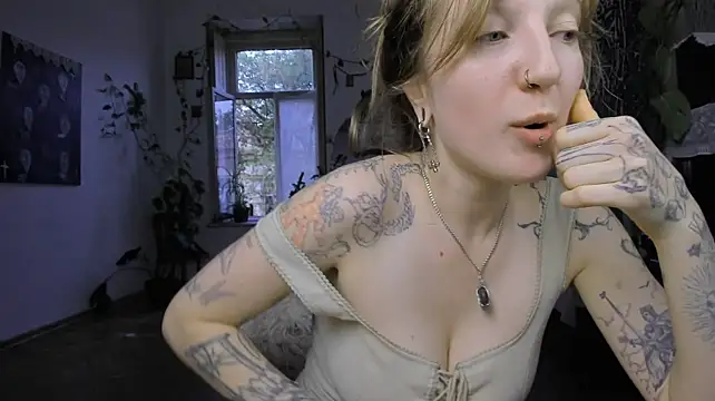 Miranda2_0 Adlı Modelin Canlı XXX Sohbeti
