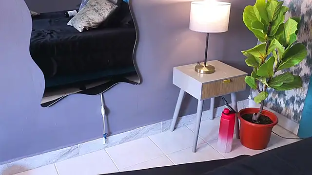 Aaron_Eze Adlı Modelin Canlı XXX Sohbeti