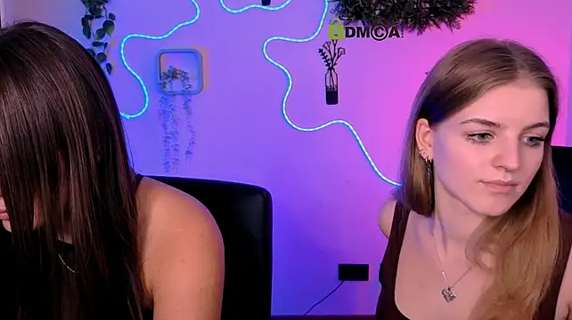 lisa_dark_ Chat XXX live