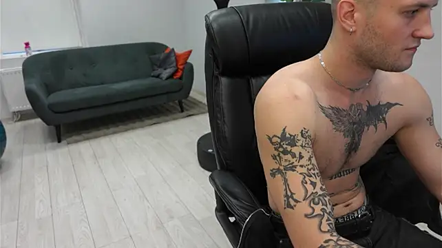 Igor_Wilde live XXX chat