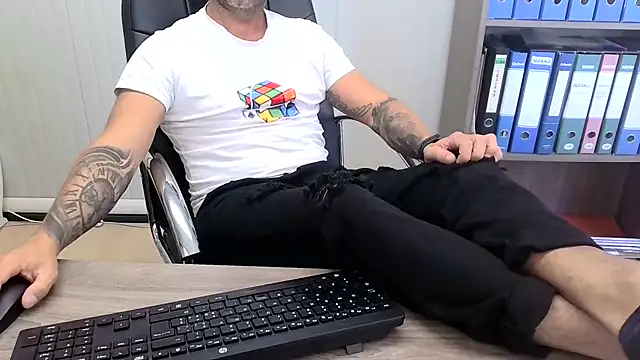 Evasionee Live XXX Chat