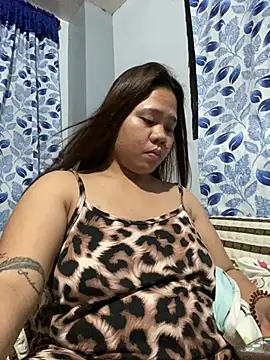 -CLARAMommy-'s Live XXX Chat