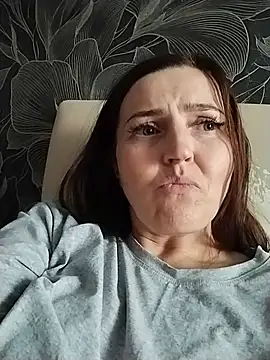 Онлайн чат XXX SweetyMommy77