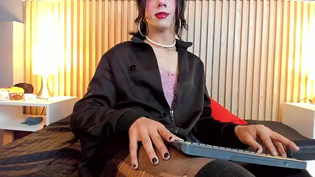 دردشة vicky_fant4sy الجنسية المباشرة