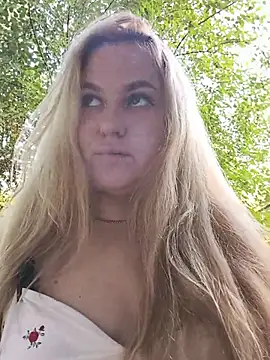 LianaJun Live XXX chat