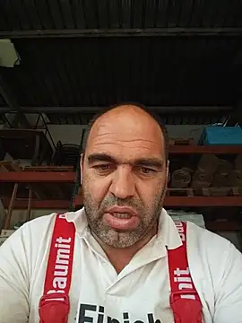 Show modela kikodaf1 na web-kameri
