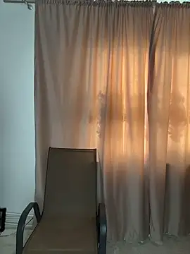 Lucy_doll22 Obrolan Langsung XXX