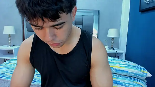 Chat +18 de Charlie___Musk ao vivo