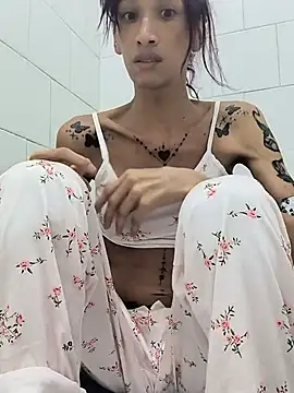 SamySeduction's Live XXX Chat
