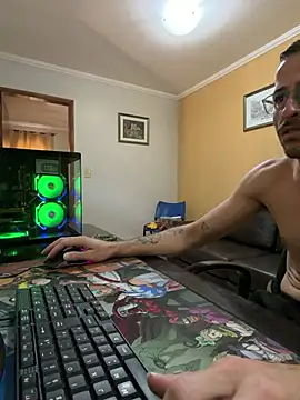 MeladoDiMel XXX чат на живо