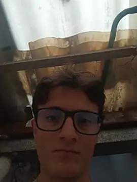Davitfitnosuke 라이브 XXX 채팅