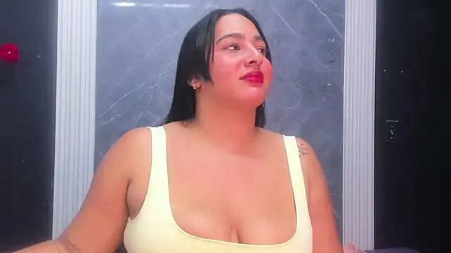 _Astrid_queen's Live XXX Chat