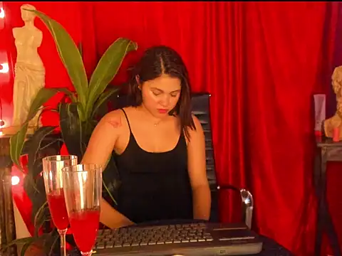 amanda_Rossi1 Chat XXX in diretta