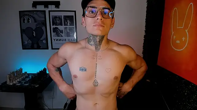 XXX chat uživo modela Simon_cortes