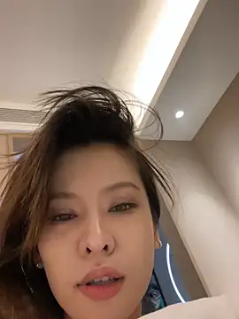 Sunflower-77 Chat XXX live