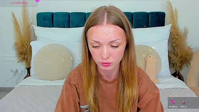 Онлайн чат XXX VirginOlly