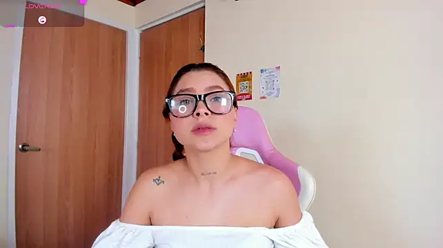 Ziahart's Live XXX Chat