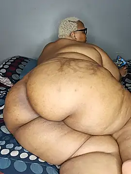 fatafricanqueen লাইভ XXX চ্যাট