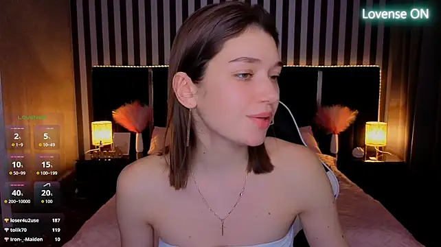 Cherry_Wipe's Live XXX Chat