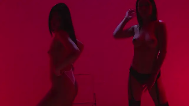 دردشة Velvet--girl الجنسية المباشرة