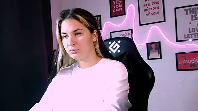AlisaFrost – Naživo XXX chat