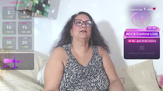 BiirdyDavis' Live XXX Chat