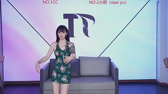 RoseGirl888 – Naživo XXX chat