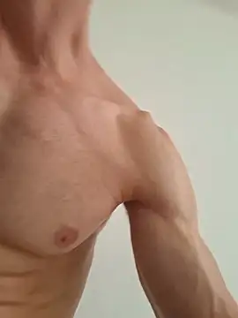 genaroo38 Live XXX Chat