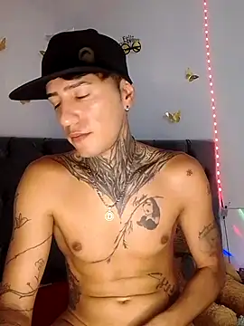 XXX chat uživo modela Camilo_Tattoo