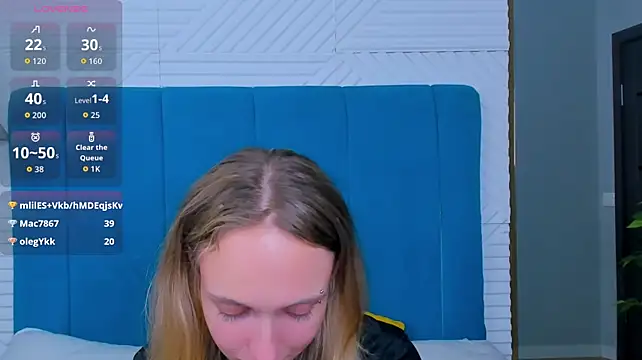EmmaGil XXX чат на живо
