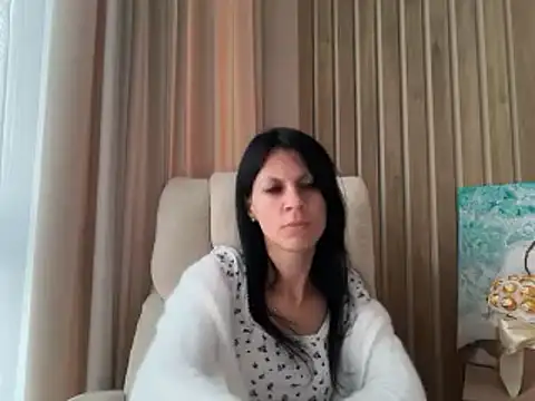 InjaAtHome's Live XXX Chat