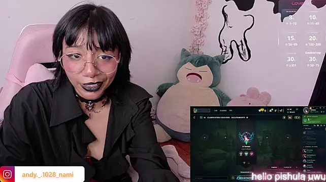 Chat XXX en directo de Nami_usagi