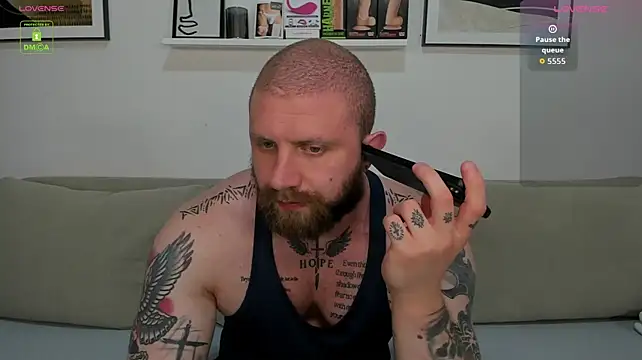 Gerard_Finbar Chat XXX in diretta
