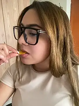 Miabonnett_ Chat XXX in diretta