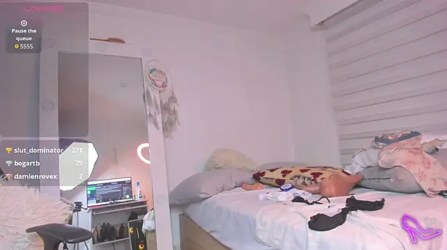 SharonVelvet's Live XXX Chat