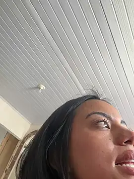 Chat +18 de Morenaviip ao vivo