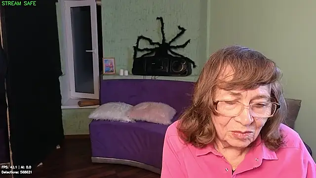 Chat XXX en directo de Betty_Brick
