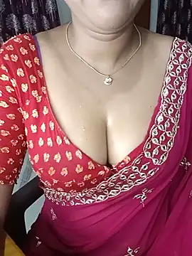EeshaQueenのライブXXXチャット