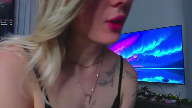 Онлайн чат XXX JonieBirdette