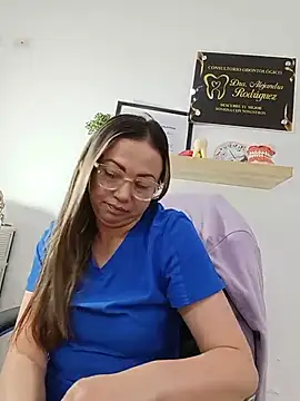 צ'אט XXX בשידור חי של _Dentist-Madisson_04