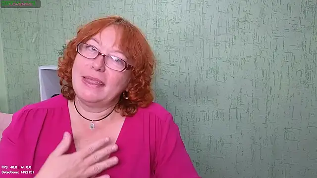 צ'אט XXX בשידור חי של Fara_Flutte