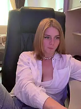 VelvetChloe's Live XXX Chat
