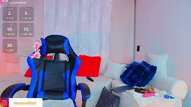 SilvannaFitt 라이브 XXX 채팅