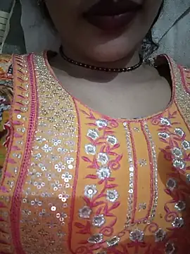 Eshwari_Chopra's Live XXX Chat