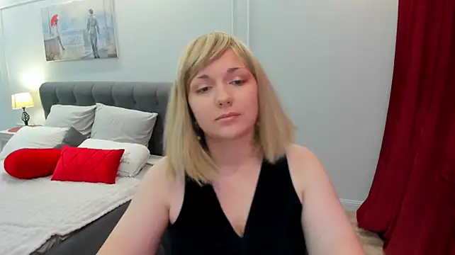 GoldenHazee – Naživo XXX chat