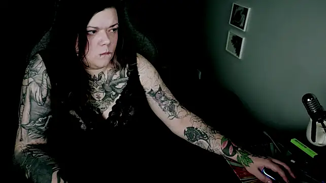 CharliBlackwood – Naživo XXX chat