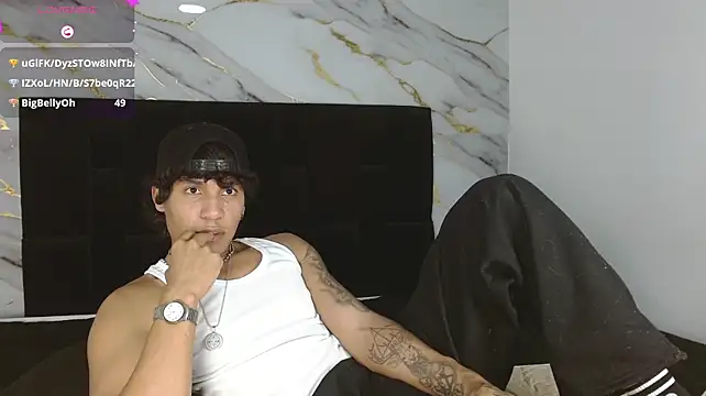 MaximilianRoth XXX чат на живо